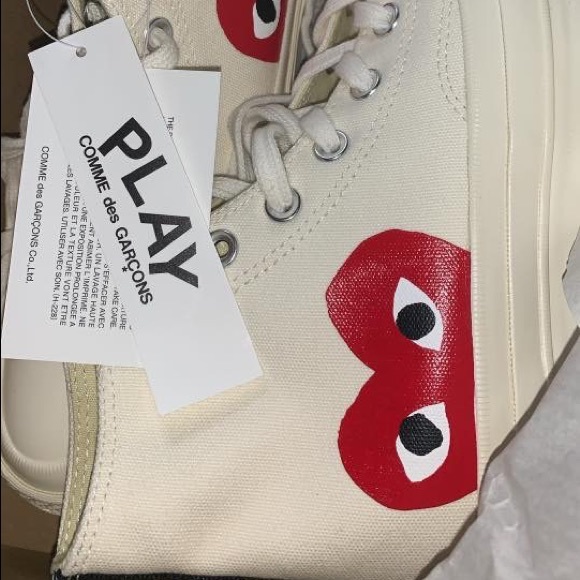 Comme des Garcons Shoes - LIMITED EDITION COMME DE GARÇONS CONVERSE